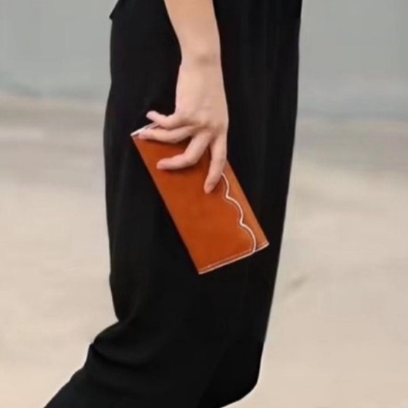Zenana Outfitters Handbags - Zenana VEGAN LEATHER SCALLOPED Wallet